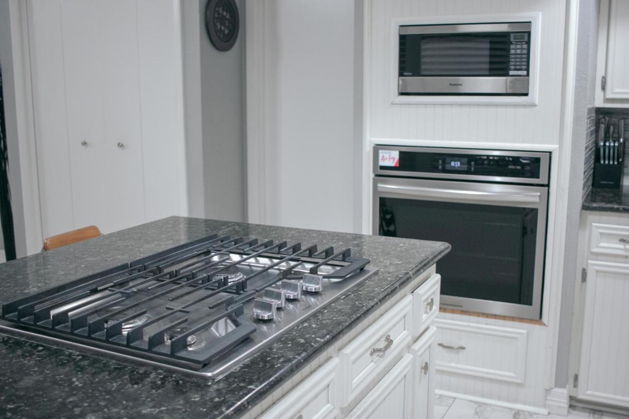 Willa 1976Houstongem Luminous Pvtpool & Hottub Dt20Mins For Lrg Families 6Beds 2Bath Zewnętrze zdjęcie